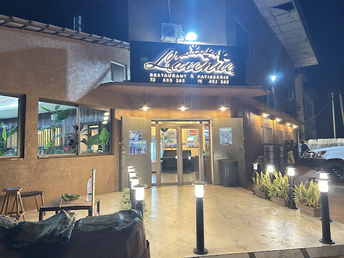 L'Avenue Restaurant & Pâtisserie